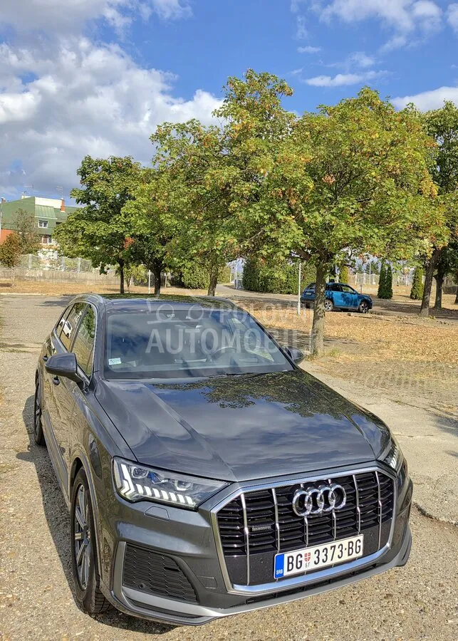 Audi Q7 2021 photo 3