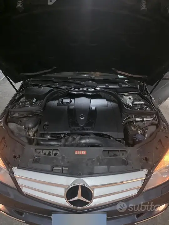 Mercedes-Benz C-Class 2009 photo 3