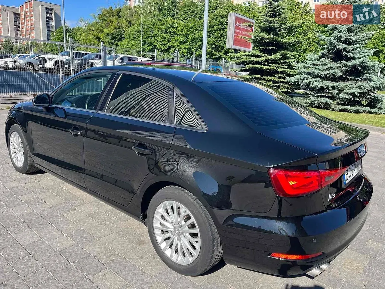 Audi A3 2016 photo 3