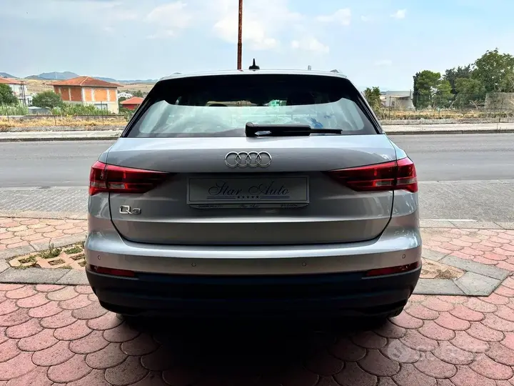 Audi Q3 2022 photo 5