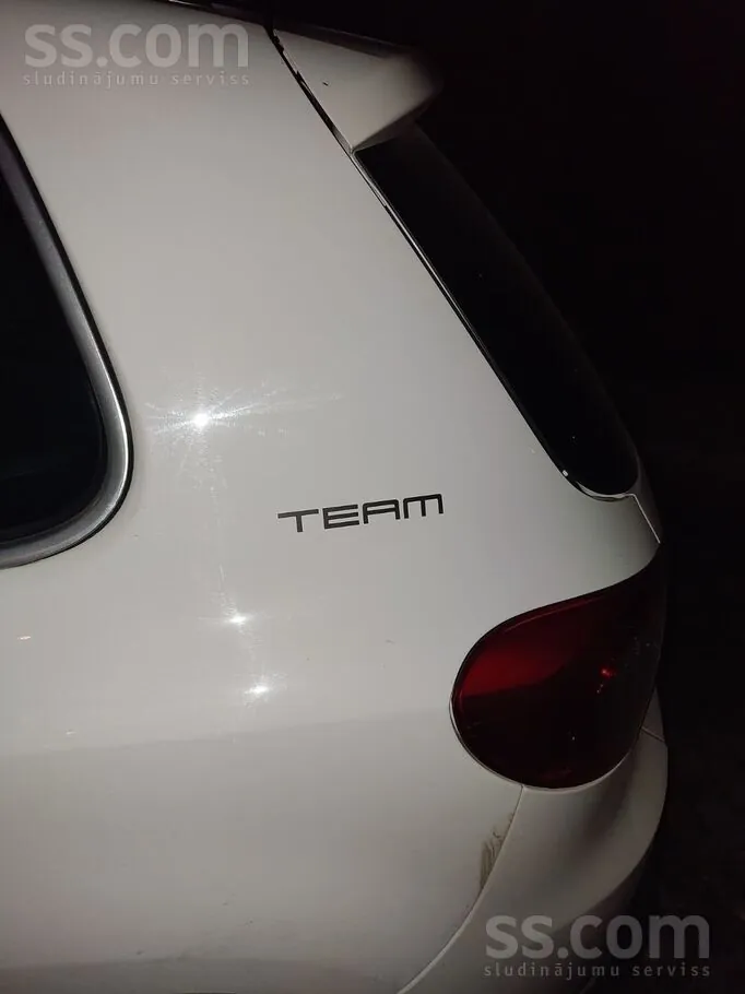 Volkswagen Tiguan 2010 photo 3