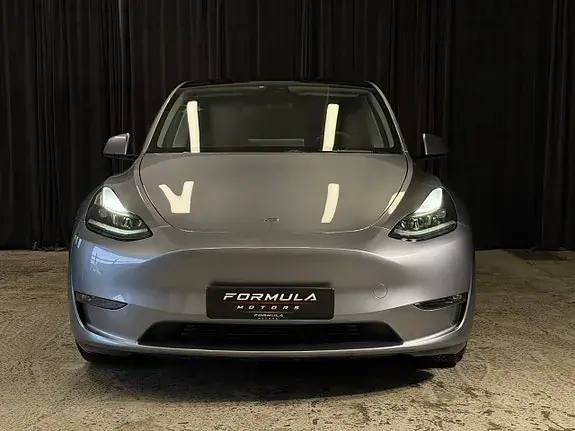 Tesla Model Y 2024 photo 2