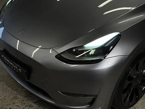 Tesla Model Y 2024 photo 4