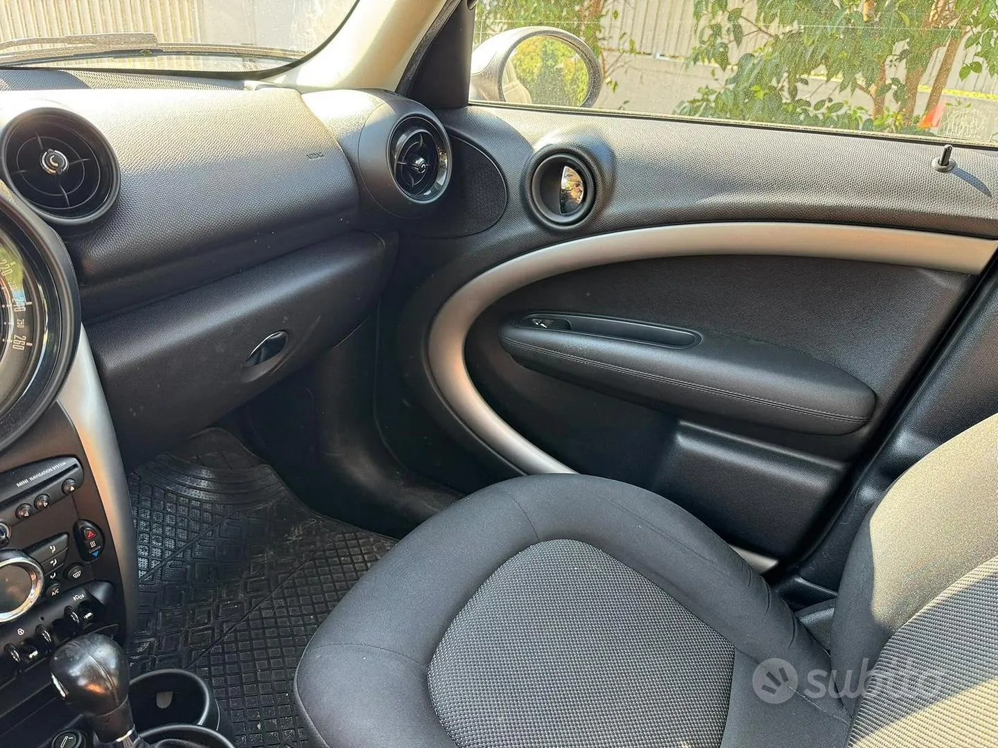 Mini Mini Countryman 2016 photo 2