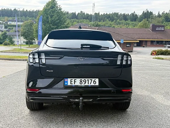 Ford Mustang Mach-E 2023 photo 5