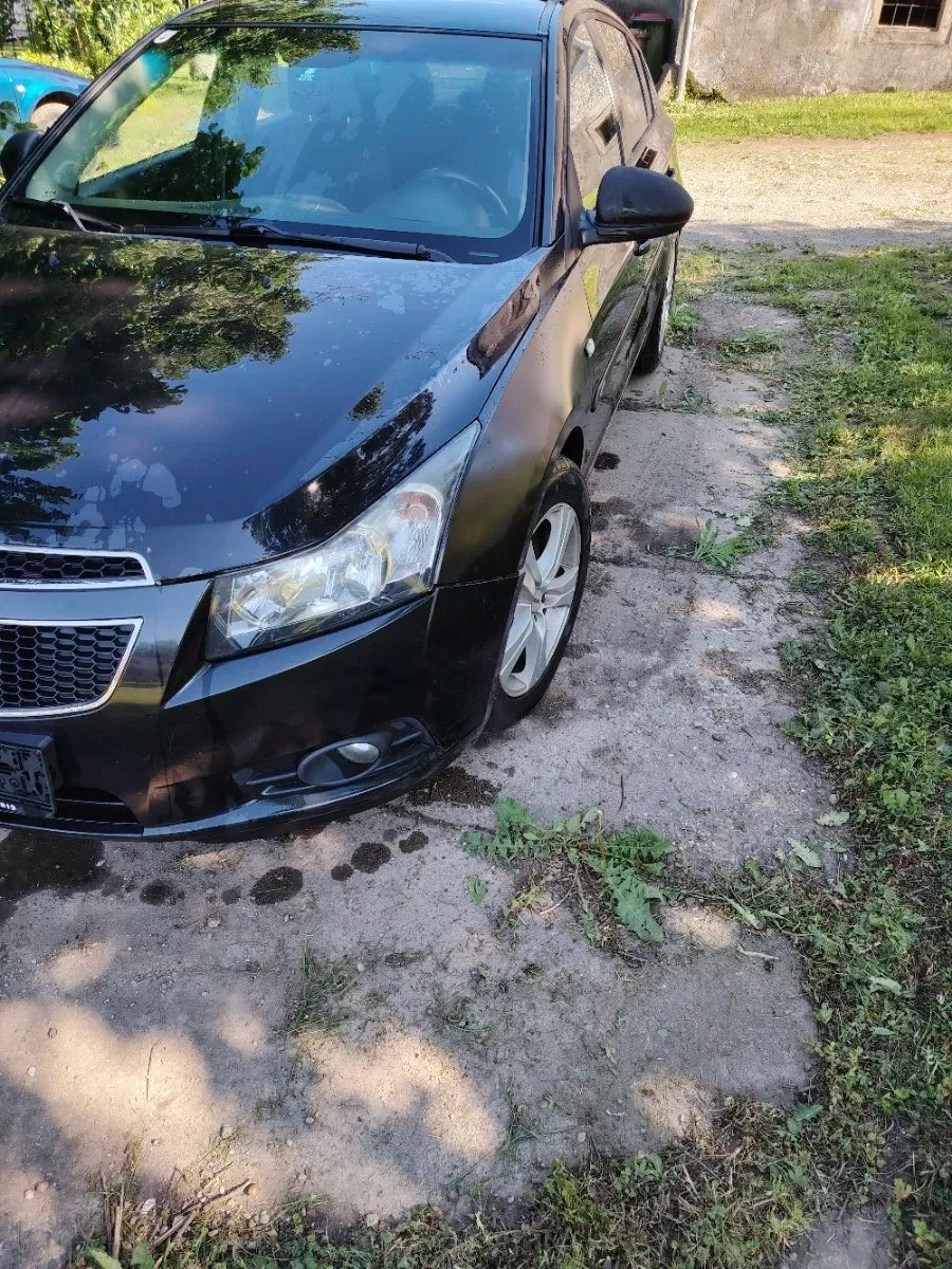 Chevrolet Cruze 2012 photo 2