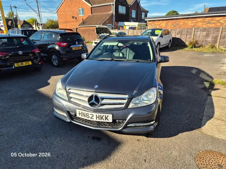 Mercedes-Benz C-Class 2012 photo 4