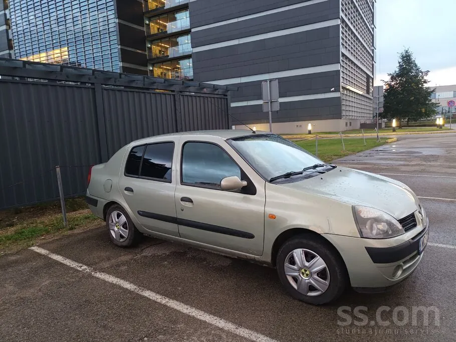 Renault Clio 2004 photo 3
