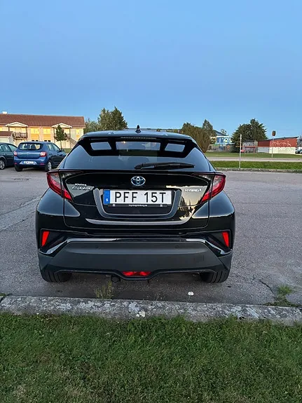 Toyota C-Hr 2021 photo 4