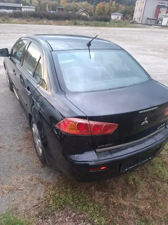 Mitsubishi Lancer 2009 photo 2