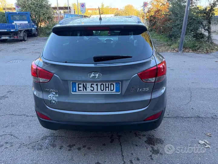 Hyundai Ix35 2012 photo 4