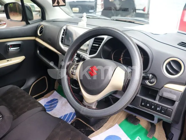 Suzuki Wagon R 2014 photo 2