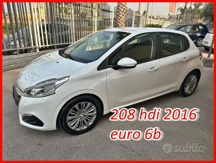 Peugeot 208