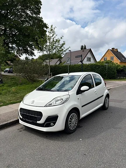 Peugeot 107 2013 photo 4
