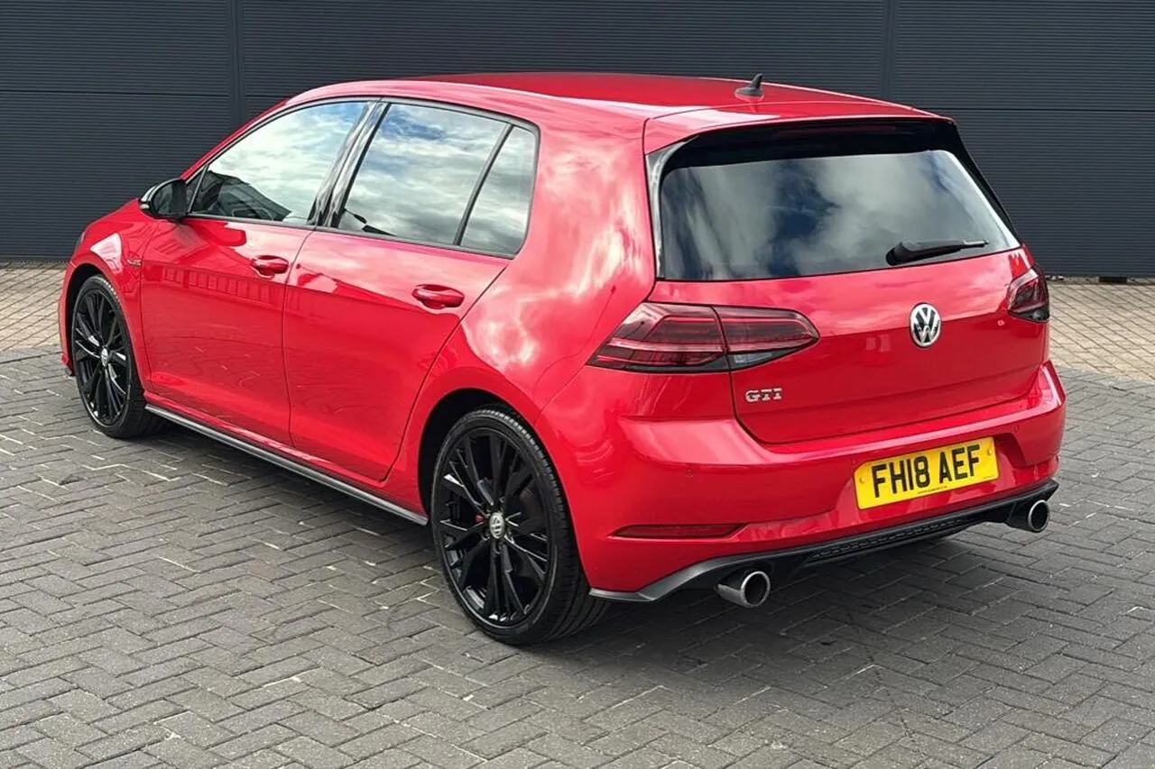 Volkswagen Golf 2018 photo 4
