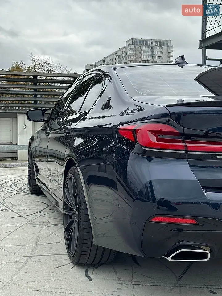 BMW 5 Series 2018 photo 4