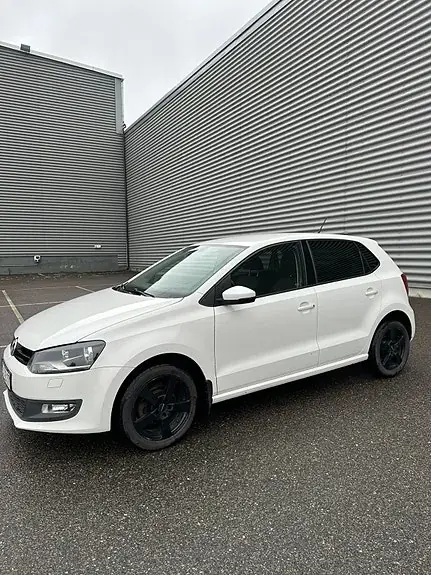 Volkswagen Polo 2012 photo 3