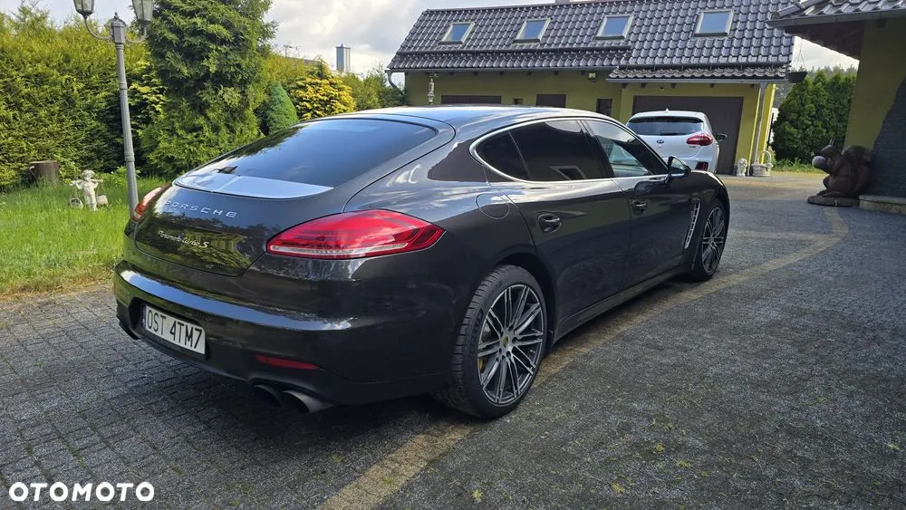 Porsche Panamera 2015 photo 5