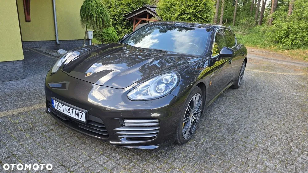 Porsche Panamera 2015 photo 3