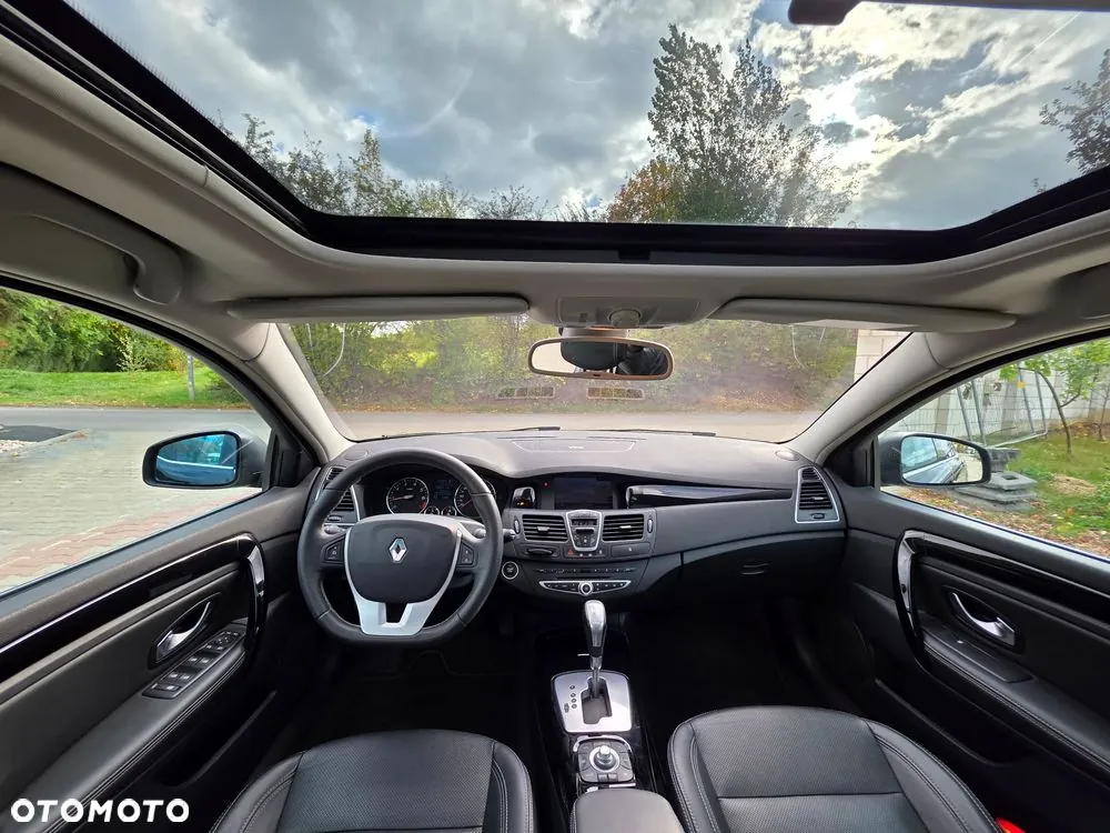 Renault Laguna 2011 photo 5