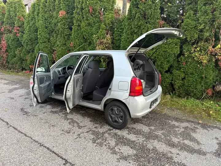 Suzuki Alto 2004 photo 3