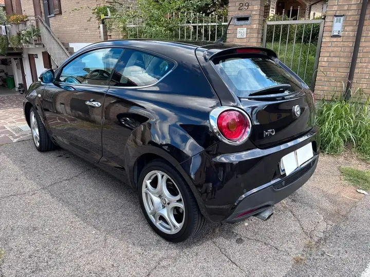 Alfa Romeo Mito 2010 photo 5