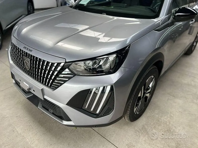 Peugeot 2008 2025 photo 5