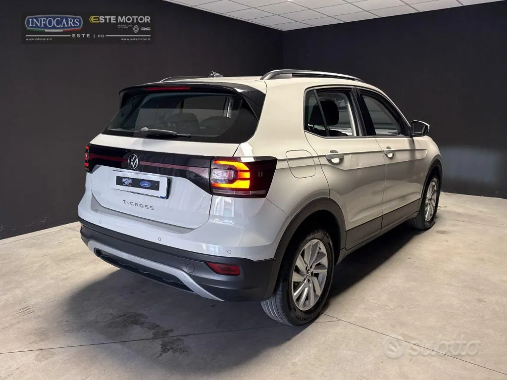 Volkswagen T-Cross 2023 photo 4