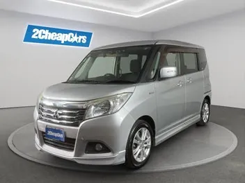 Mitsubishi Delica 2018 photo 2