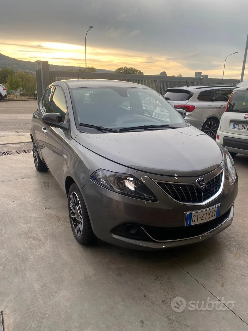 Lancia Ypsilon 2024 photo 3