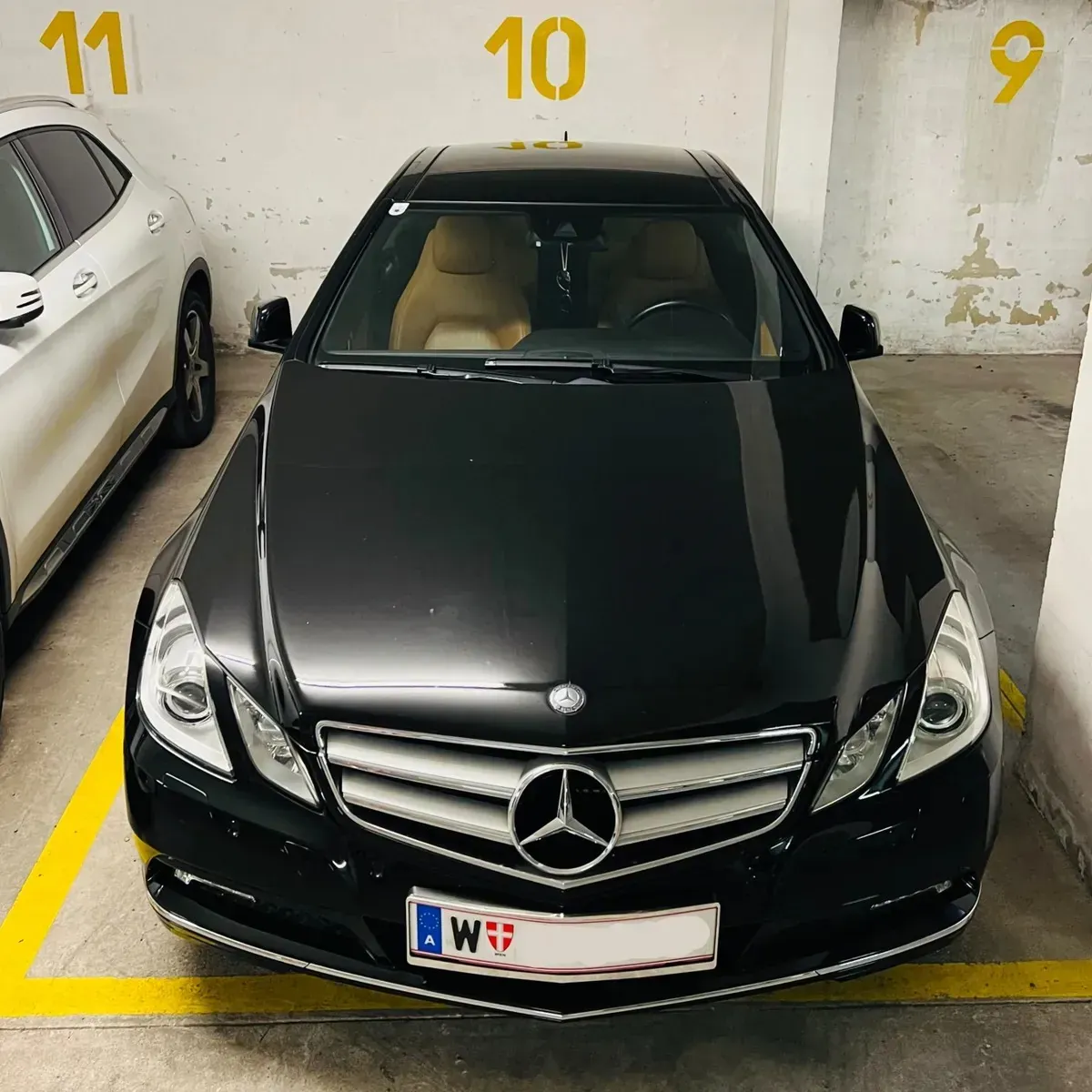 Mercedes-Benz E-Class 2010 photo 2