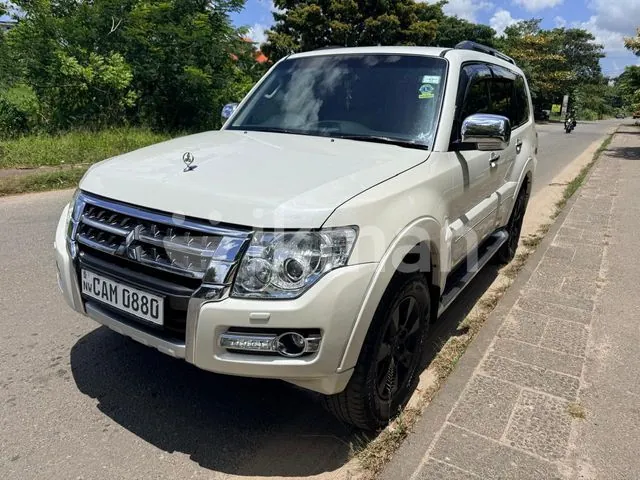 Mitsubishi Montero