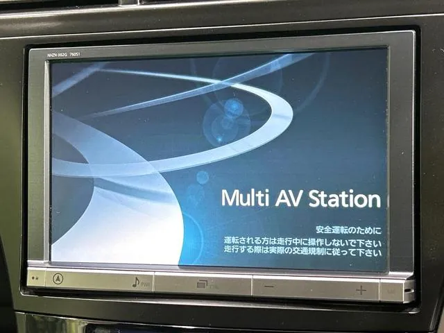 Toyota Priusα 2012 photo 3