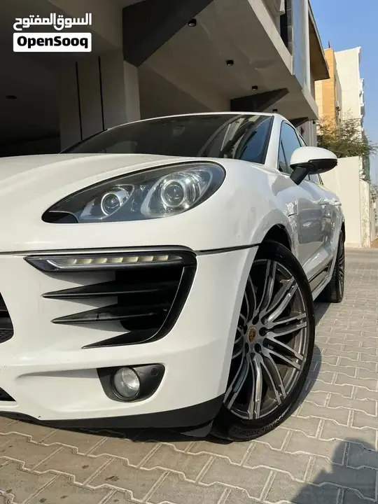Porsche Macan 2015 photo 2
