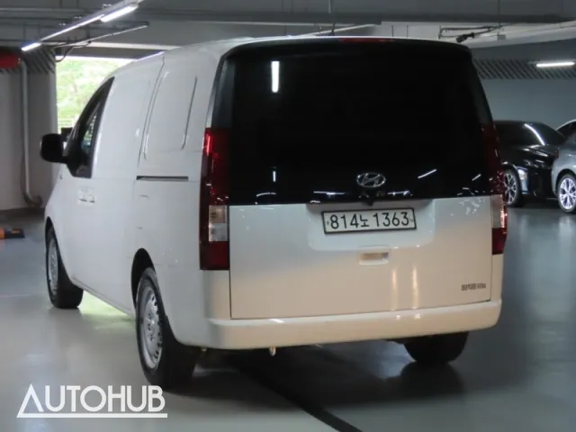 Hyundai Staria 2022 photo 4
