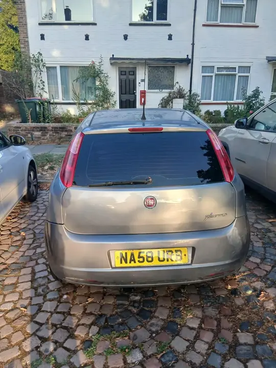 Fiat Grande Punto 2008 photo 5