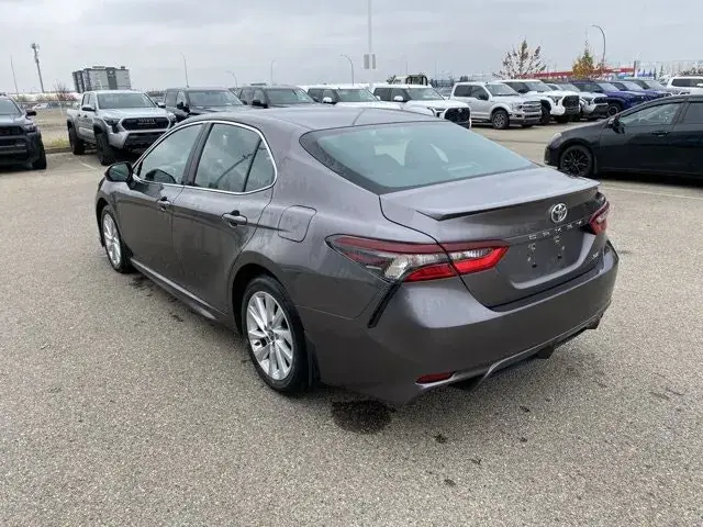 Toyota Camry 2023 photo 4