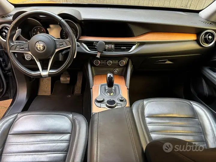 Alfa Romeo Stelvio 2018 photo 5