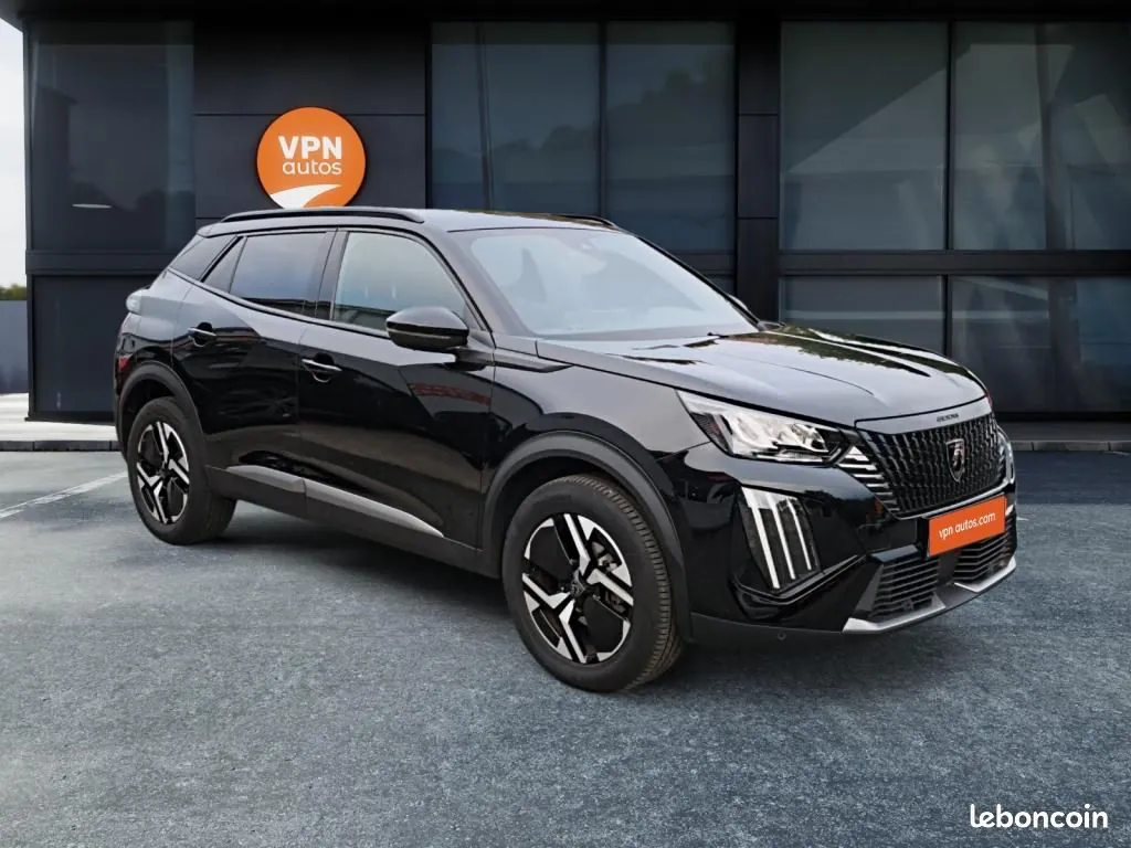 Peugeot 2008 2023 photo 2