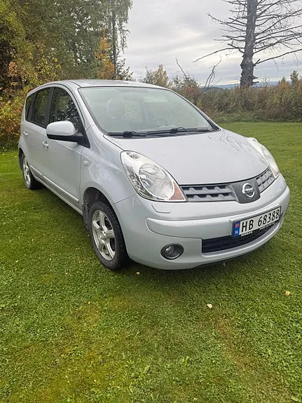 Nissan Note 2007 photo 4