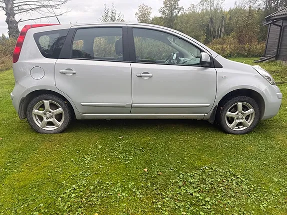 Nissan Note 2007 photo 5