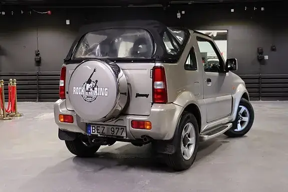 Suzuki Jimny 2007 photo 5