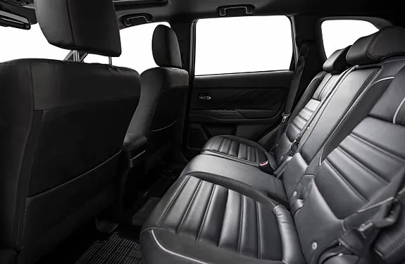 Mitsubishi Outlander 2018 photo 4