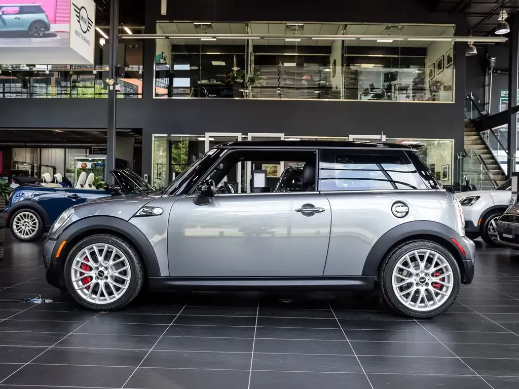 Mini Coupe 2009 photo 3