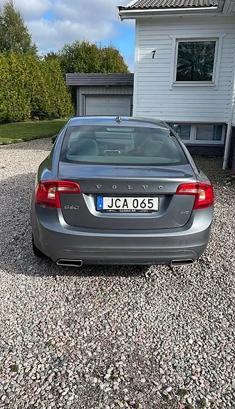 Volvo S60 2016 photo 4