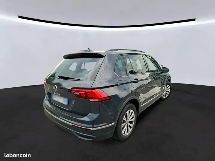 Volkswagen Tiguan 2023 photo 3