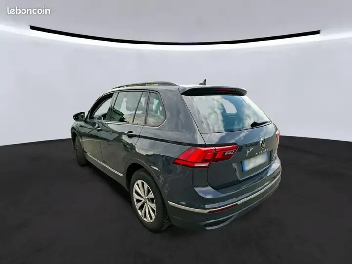 Volkswagen Tiguan 2023 photo 2