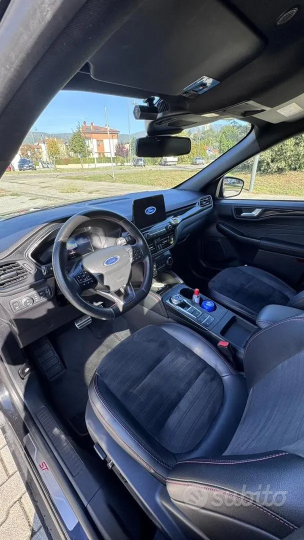 Ford Kuga 2023 photo 3