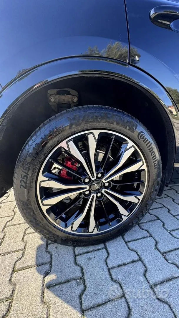 Ford Kuga 2023 photo 2