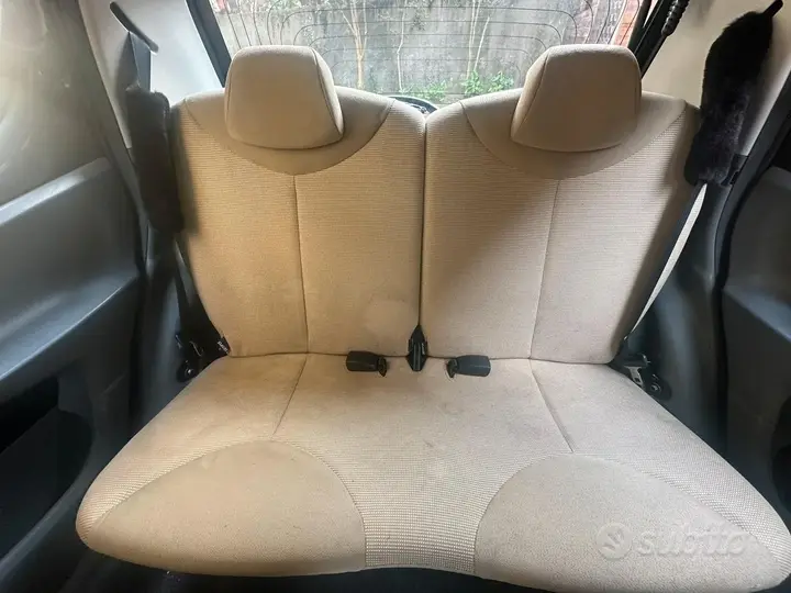 Peugeot 107 2007 photo 4